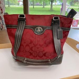 Red Canvas/Leather Coach Purse / J0993-F13973